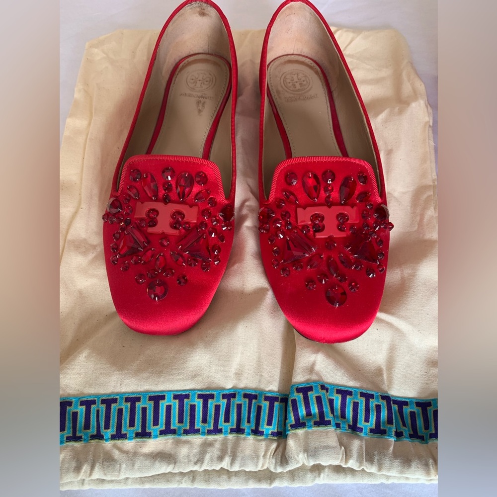 Tory Burch Delphine Logo Satin Loafer - Picture 6 of 12